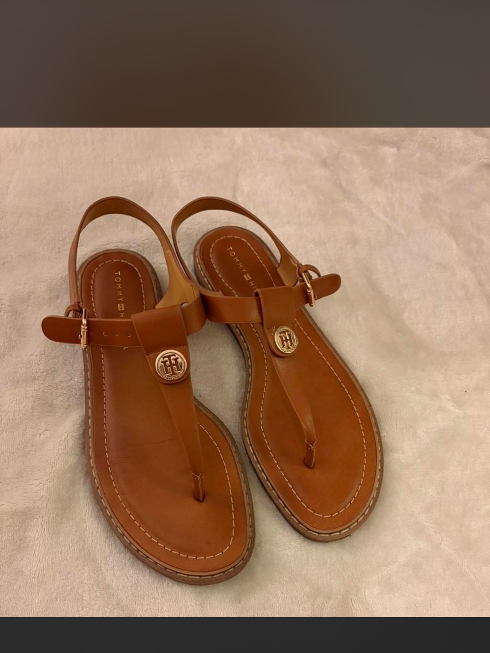 Tommy Hilfiger Cognac Leather T-Strap Sandals with Gold Logo